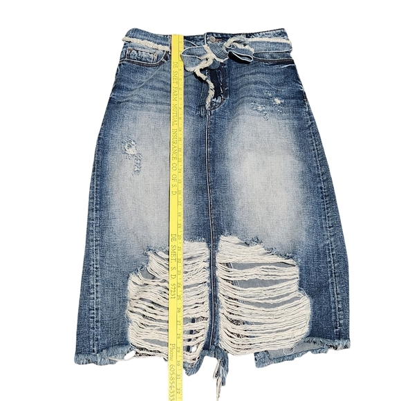 CULT OF INDIVIDUALITY Denim Skirt Womens Size 28 LONG Distressed Ripped Grunge - Picture 10 of 16